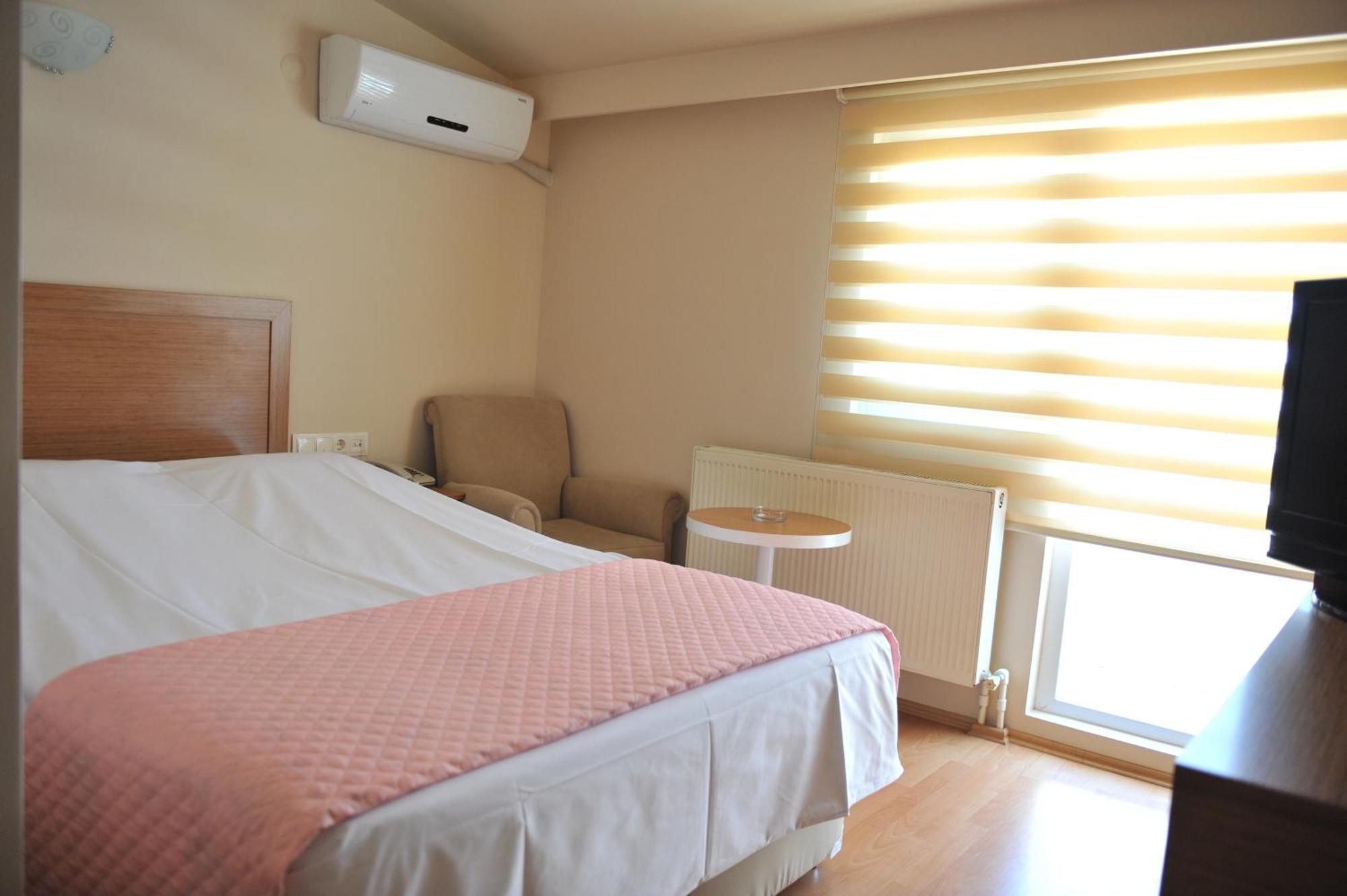 גירסון Serenti Hotel חדר תמונה